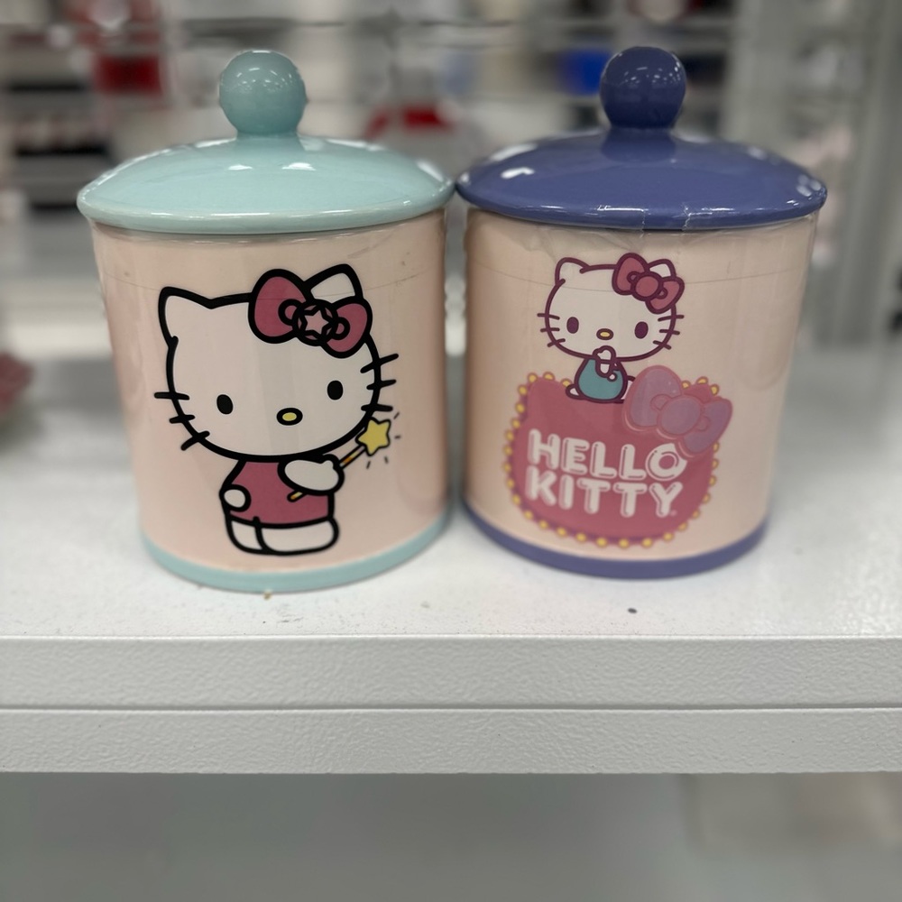 Baby Hello Kitty Canisters/Cookie Jars Set of 2